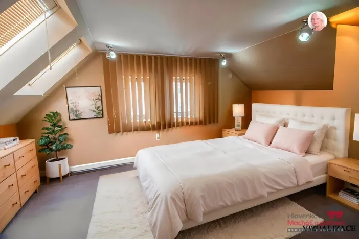 Prodej komerční nemovitosti, Příbor, 209 m2