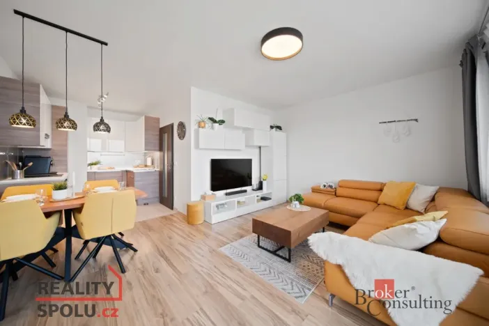 Prodej bytu 3+kk, Praha - Uhříněves, U uhříněveské obory, 76 m2