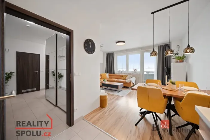 Prodej bytu 3+kk, Praha - Uhříněves, U uhříněveské obory, 76 m2