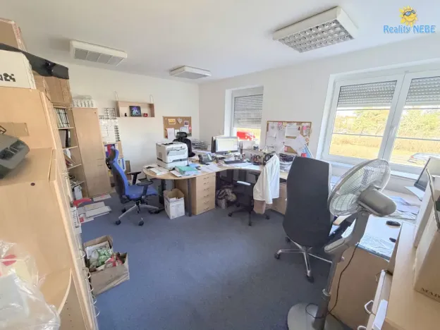 Pronájem kanceláře, Praha - Kunratice, Vídeňská, 390 m2