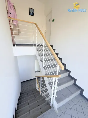 Pronájem kanceláře, Praha - Kunratice, Vídeňská, 390 m2