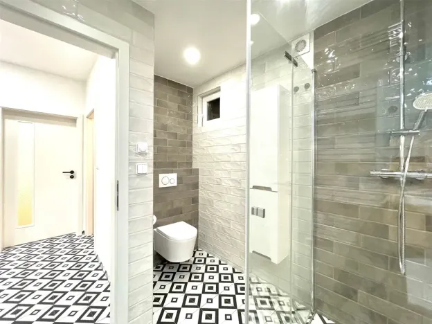 Pronájem bytu 2+1, Praha - Žižkov, Žerotínova, 50 m2