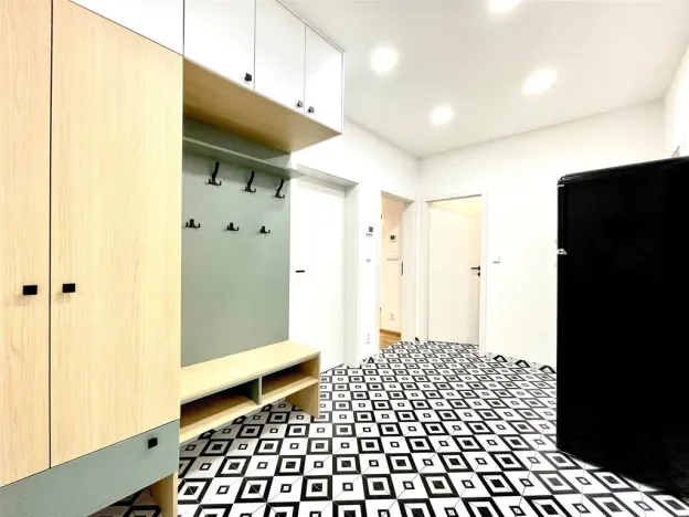 Pronájem bytu 2+1, Praha - Žižkov, Žerotínova, 50 m2