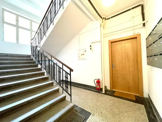 Pronájem bytu 2+1, Praha - Žižkov, Žerotínova, 50 m2