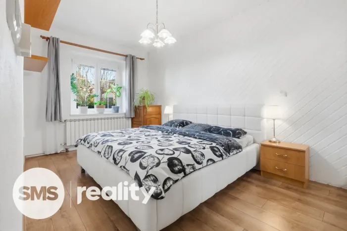 Prodej apartmánu, Štítary, 327 m2