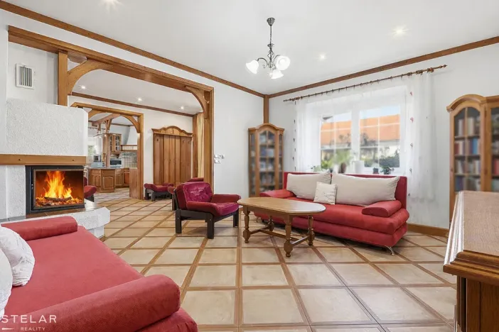 Prodej apartmánu, Štítary, 665 m2