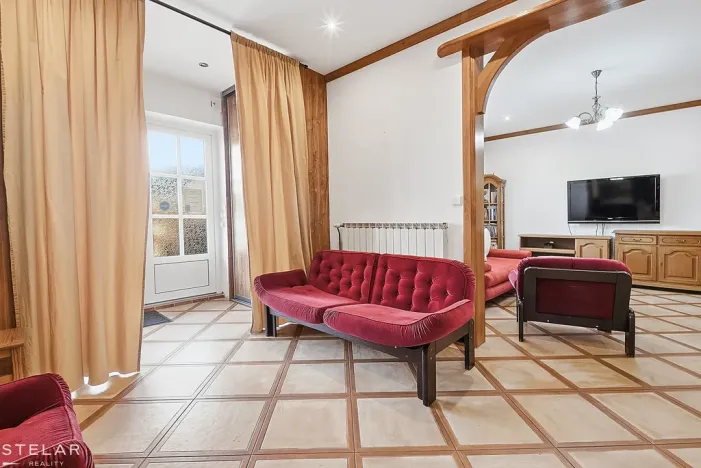 Prodej apartmánu, Štítary, 665 m2