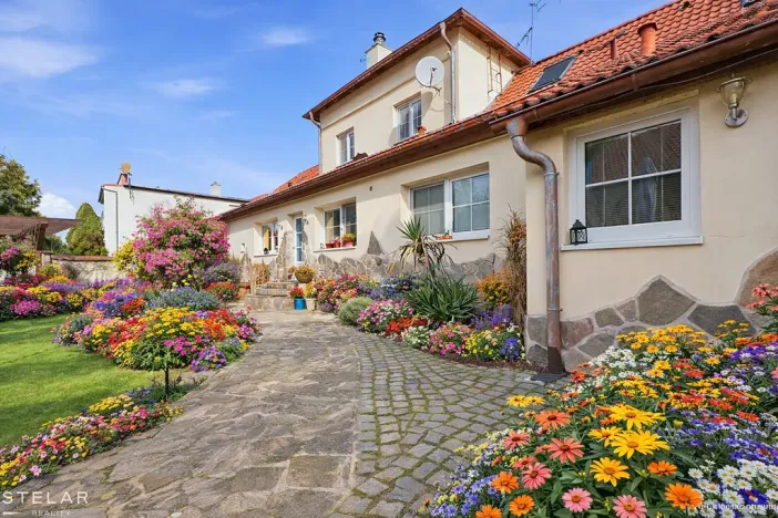 Prodej apartmánu, Štítary, 665 m2