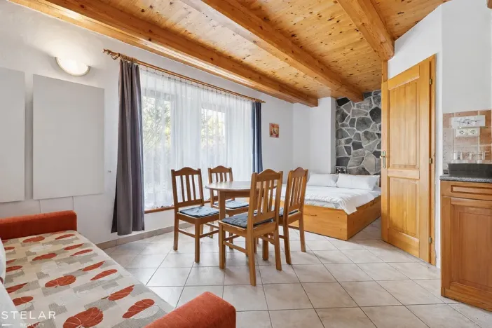 Prodej apartmánu, Štítary, 665 m2