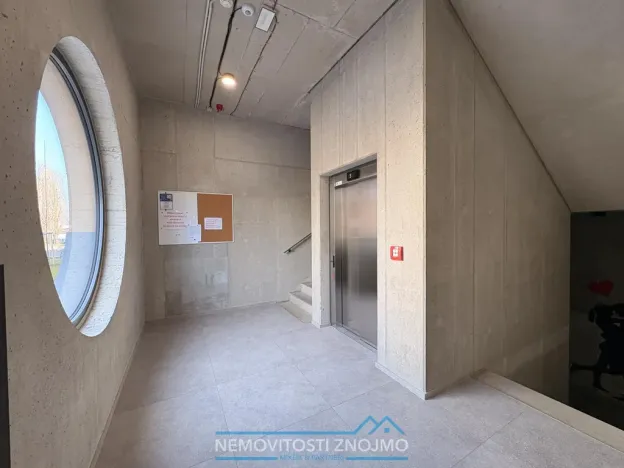 Pronájem bytu 2+kk, Znojmo, Kotkova, 53 m2