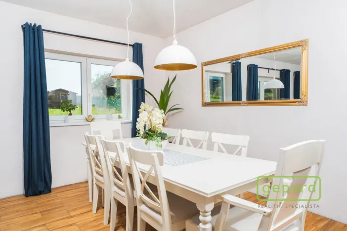 Prodej rodinného domu, Dlouhá Lhota, 203 m2