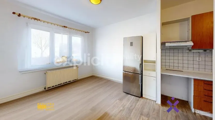 Pronájem bytu 1+kk, Zlín, M. Knesla, 20 m2