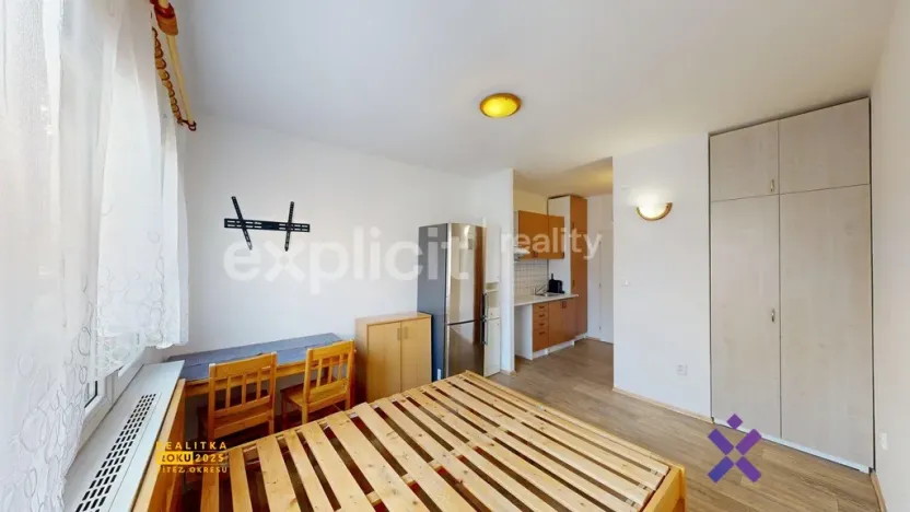 Pronájem bytu 1+kk, Zlín, M. Knesla, 20 m2