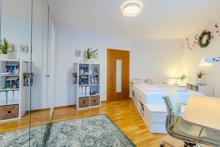 Pronájem bytu 5+kk, Praha - Podolí, Na hřebenech II, 172 m2