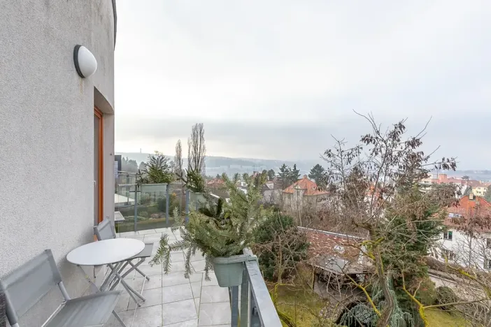 Pronájem bytu 5+kk, Praha - Podolí, Na hřebenech II, 172 m2