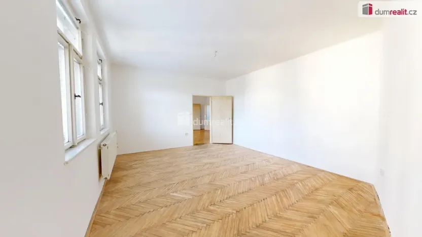 Pronájem bytu 2+1, Opava - Město, Dolní náměstí, 76 m2