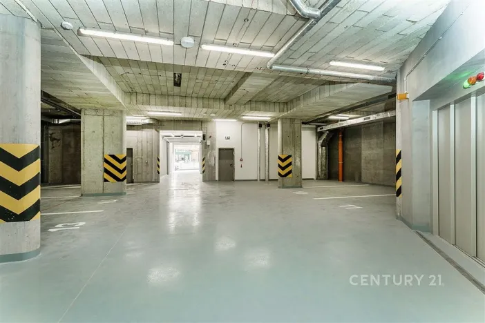 Pronájem bytu 2+kk, Praha, Plzeňská, 48 m2