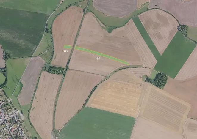 Prodej pole, Luštěnice, 2521 m2