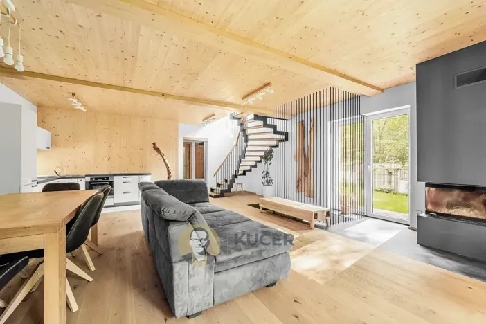 Prodej chaty, Štěchovice, 160 m2