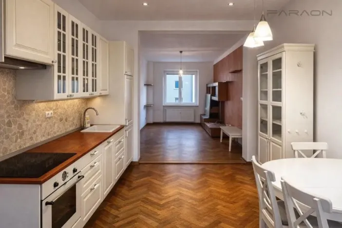 Pronájem bytu 3+1, Praha - Břevnov, Bělohorská, 80 m2