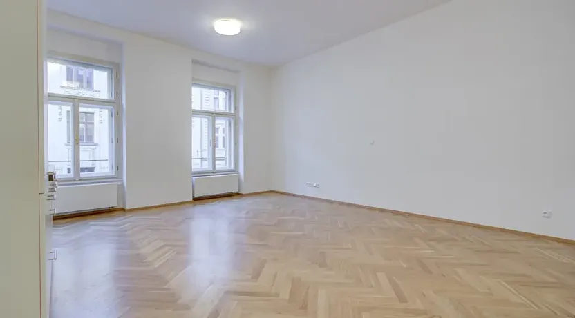 Pronájem bytu 1+kk, Praha, Myslíkova, 43 m2