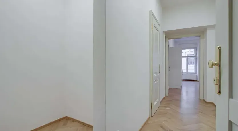 Pronájem bytu 1+kk, Praha, Myslíkova, 43 m2