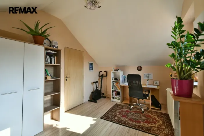 Prodej bytu 4+1, Hradec Králové, Prokopa Holého, 95 m2