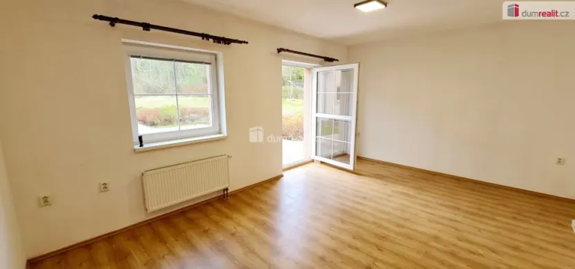 Pronájem bytu 1+kk, Úholičky, Roztocká, 37 m2