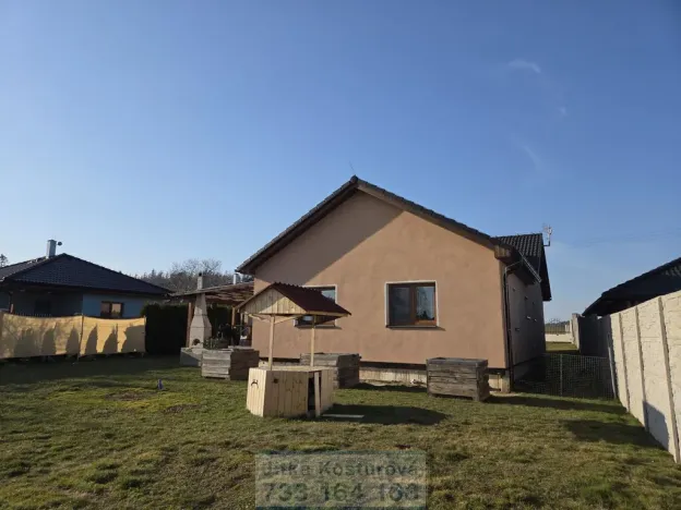 Prodej rodinného domu, Úvalno, 166 m2