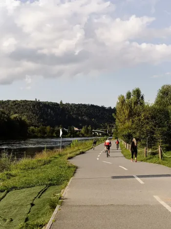 Prodej bytu 2+kk, Praha - Modřany, Československého exilu, 78 m2