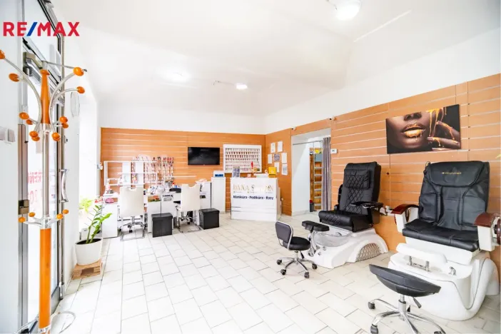 Pronájem obchodního prostoru, Praha - Libeň, Zenklova, 55 m2