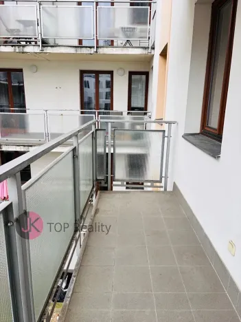 Pronájem bytu 1+1, Praha - Žižkov, Husitská, 34 m2