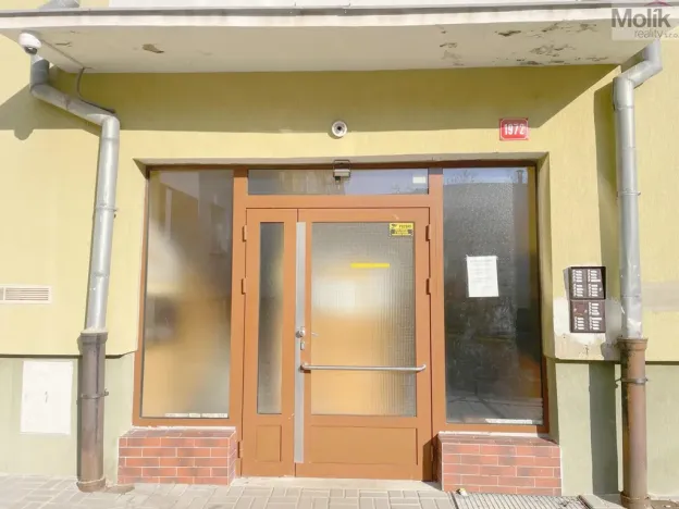 Prodej bytu 2+1, Louny, Tyršovo nám., 52 m2