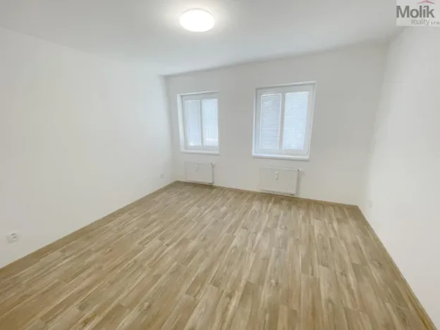 Pronájem bytu 2+kk, Most, Hollarova, 45 m2