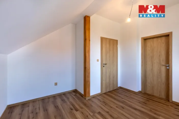 Prodej rodinného domu, Petrovice I, 147 m2