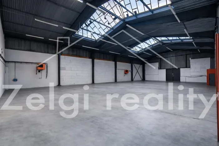 Pronájem skladu, Břeclav, 1705 m2