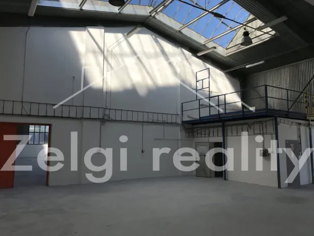 Pronájem skladu, Břeclav, 1705 m2