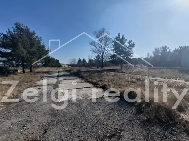 Pronájem výrobních prostor, Břeclav, 1920 m2