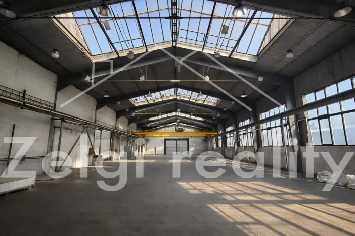 Pronájem výrobních prostor, Břeclav, 1920 m2