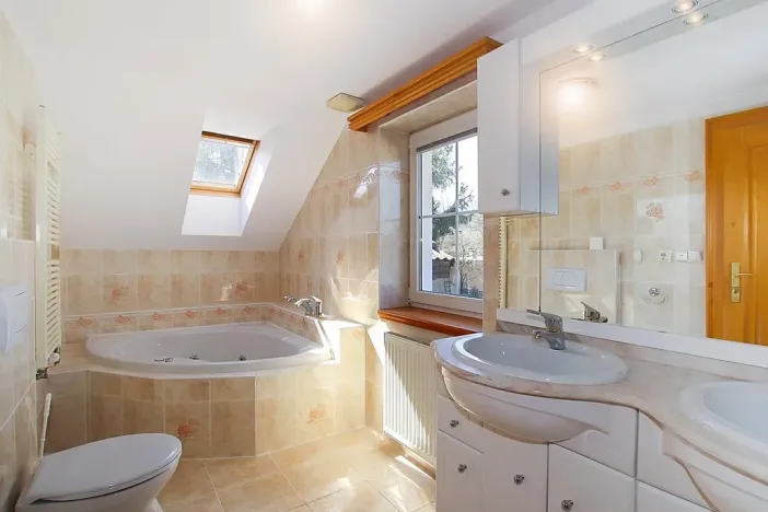 Pronájem rodinného domu, Roztoky, U háje, 230 m2