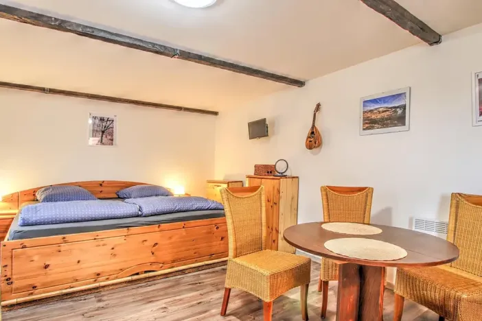 Pronájem chaty, Chyňava, Hlavní, 33 m2