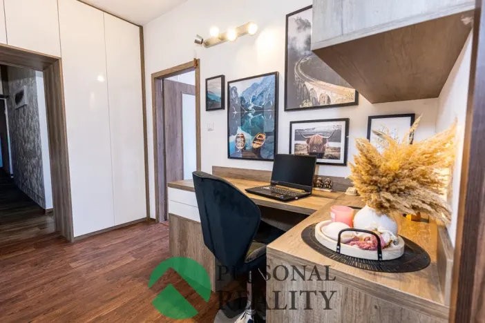 Prodej bytu 3+1, Zliv, Školní, 75 m2