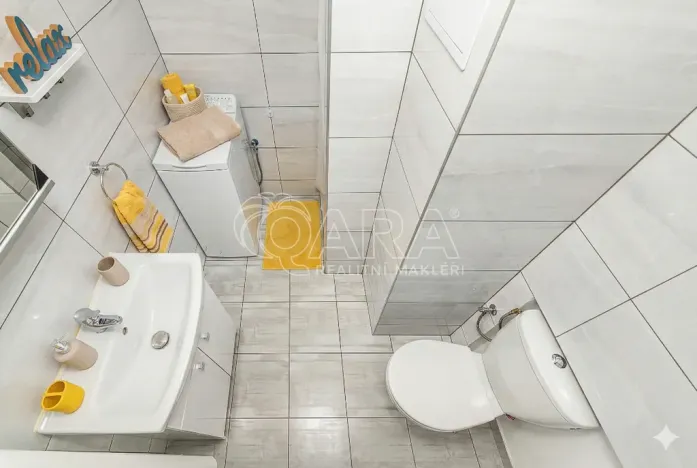 Prodej bytu 1+kk, Kralupy nad Vltavou - Lobeček, nám. Mládežníků, 26 m2