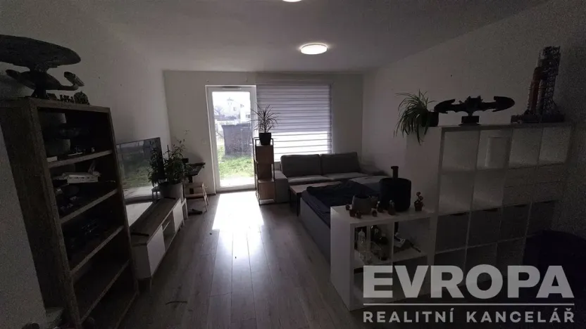 Pronájem bytu 1+kk, Pardubice - Pardubičky, Východní, 35 m2