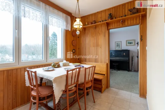 Pronájem bytu 3+1, Mariánské Lázně - Úšovice, Hroznatova, 65 m2