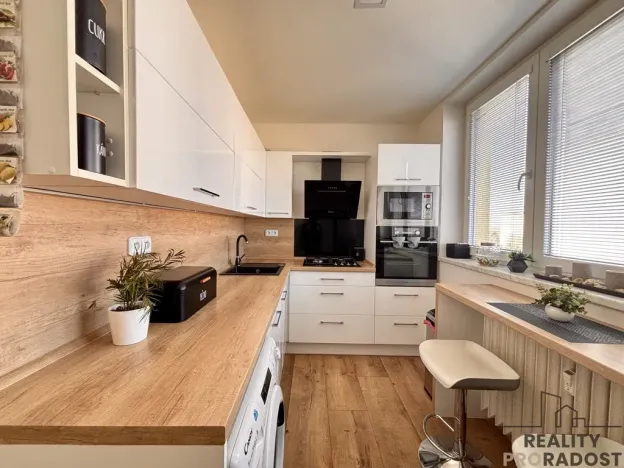 Prodej bytu 3+1, Ostrava, Dr. Martínka, 73 m2