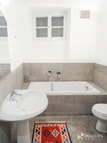 Pronájem bytu 2+kk, Praha - Malá Strana, Vlašská, 73 m2