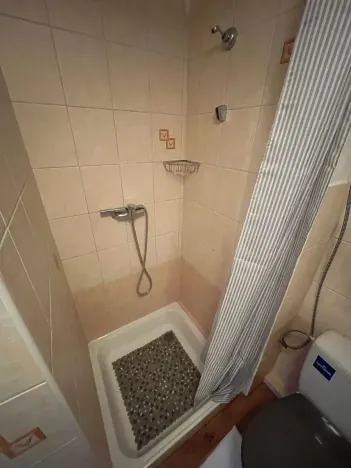 Pronájem bytu 1+kk, Třebotov, Karlštejnská, 30 m2