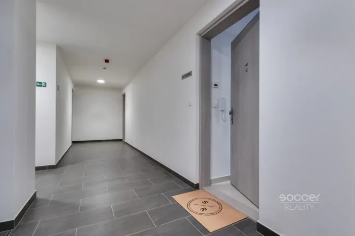 Pronájem bytu 1+kk, Praha - Hloubětín, Domalípova, 32 m2