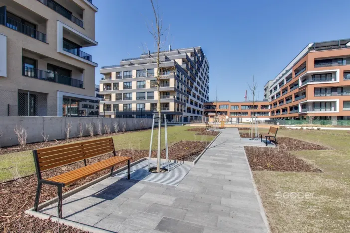 Pronájem bytu 1+kk, Praha - Hloubětín, Domalípova, 32 m2